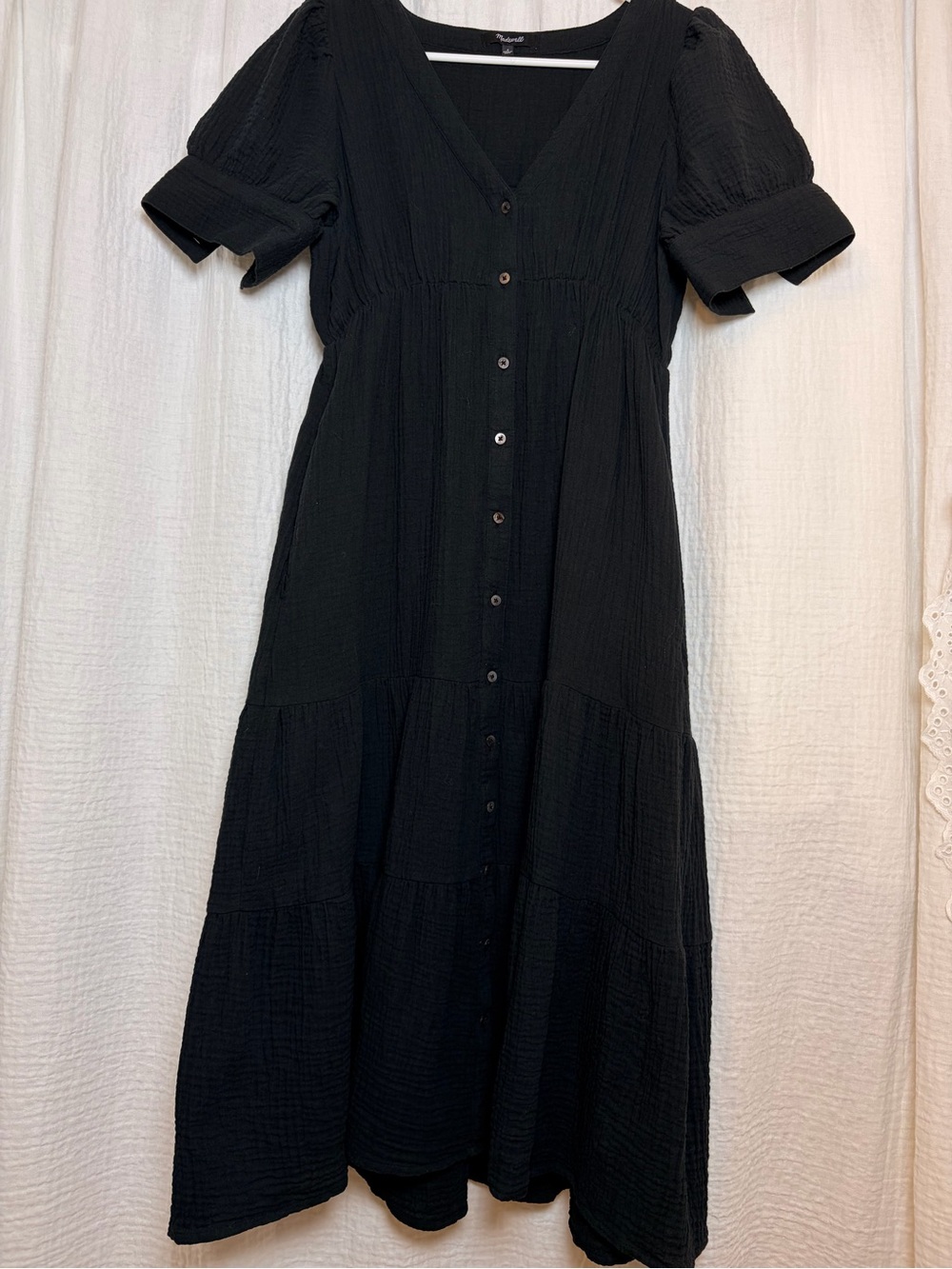 Madewell Lightspun Button-Front Tiered Midi Dress - True Black